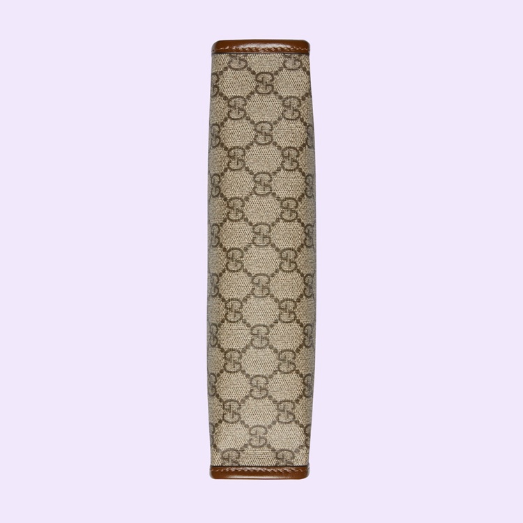 672956.92TCG.8563.015.100.0000.Light Beauty case with Interlocking G